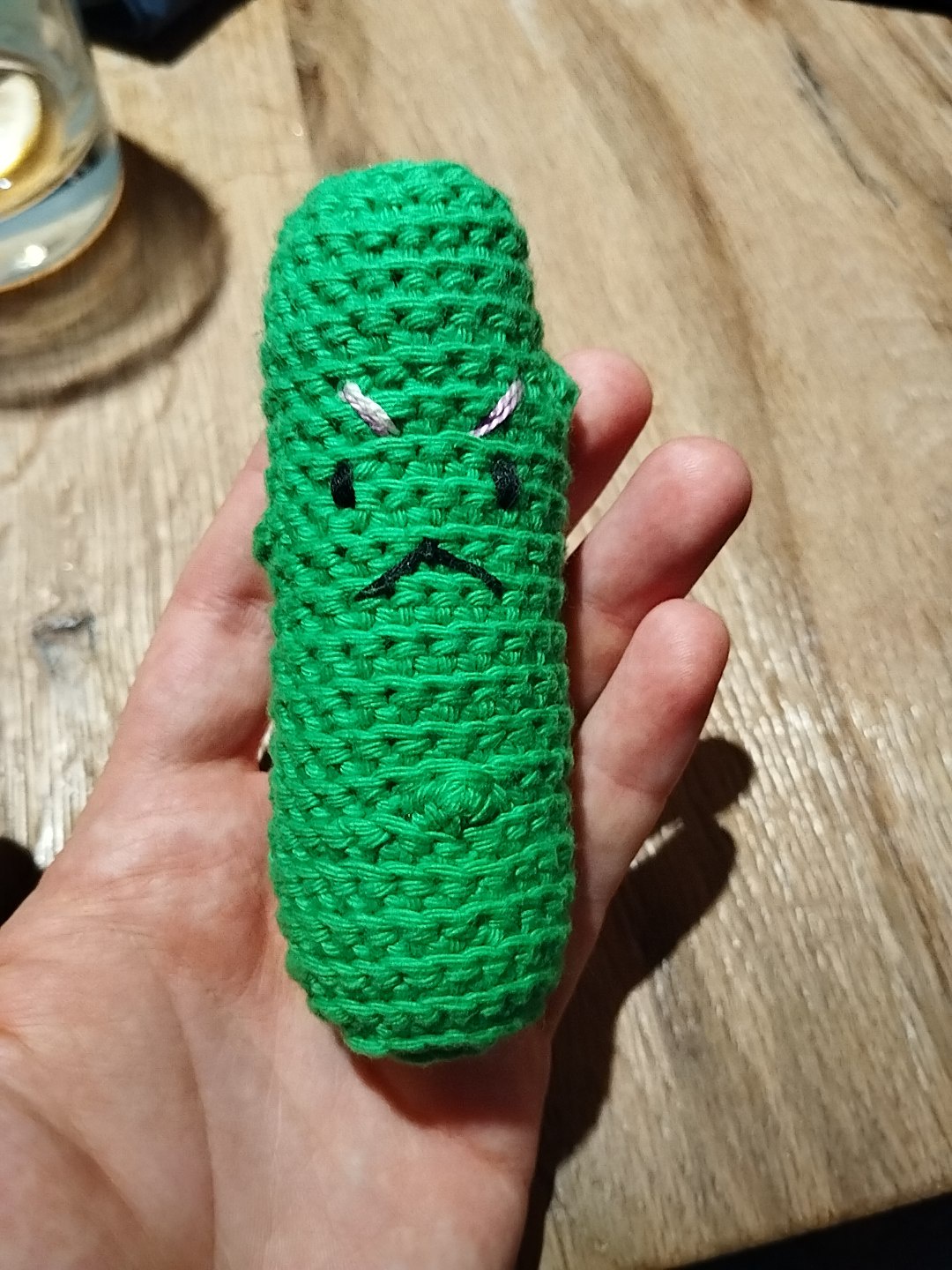Efkonstatin ist ein wütendes Gurkerl.